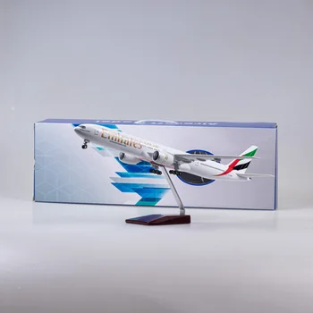 47 см 1/157 Масштаб 777 B777 Модель Самолета авиакомпании UAE Airlines С Легким Шасси и колесом из Пластиковой смолы Модель Самолета Игрушка