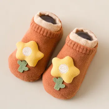 Осень-зима, Мягкие хлопковые носки для маленьких девочек, носки для новорожденных с мультяшными героями, Носки для младенцев, Носки для мальчиков, Нескользящие носки для пола, весна