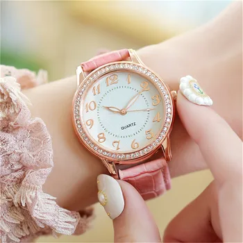 Роскошные кварцевые наручные часы Женские Бриллиантовые роскошные часы на ремне Модные кварцевые наручные часы в простом стиле Reloj Mujer